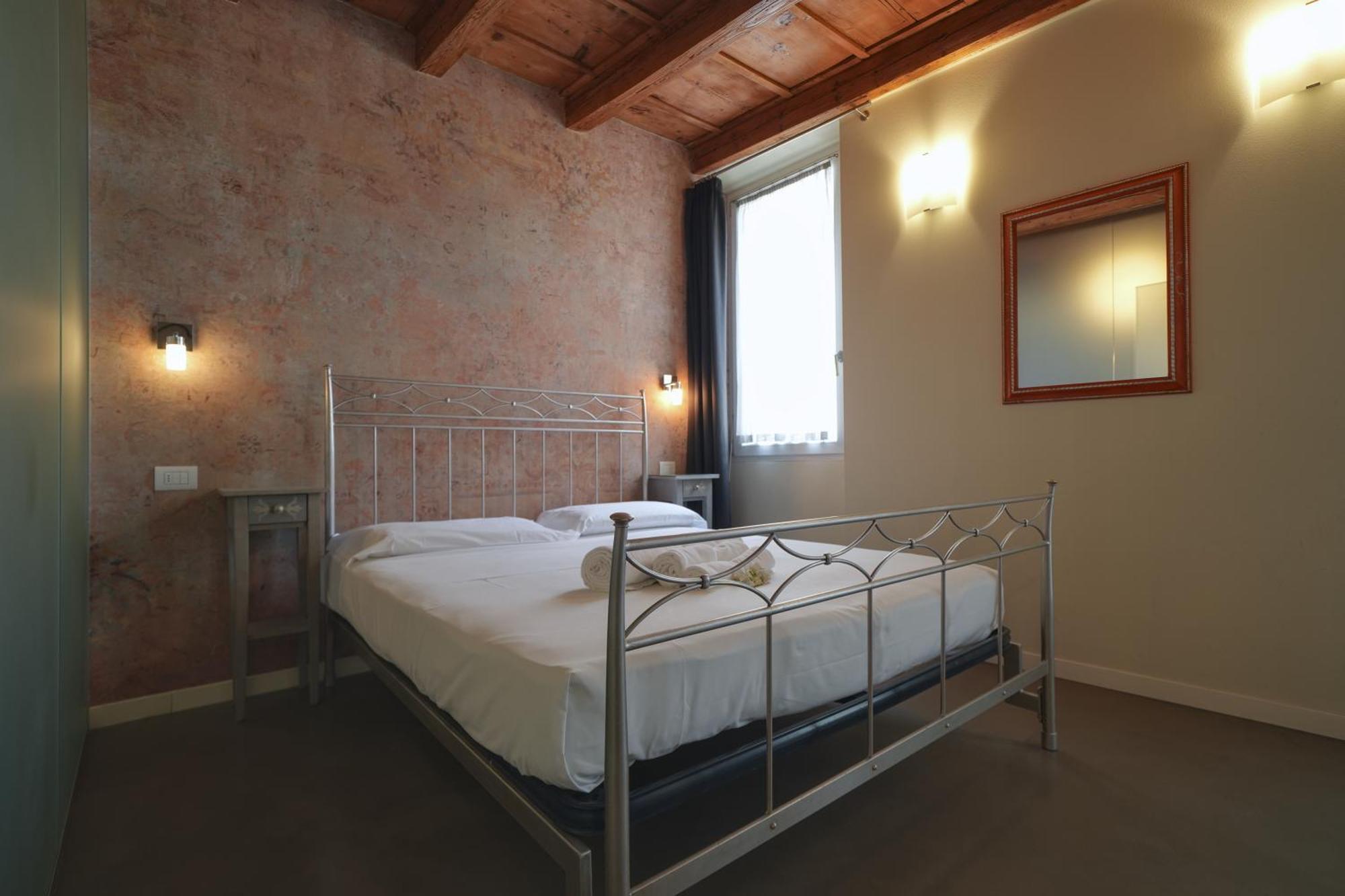 Palazzo Di Giulietta - Juliet'S Palace Verona Kültér fotó